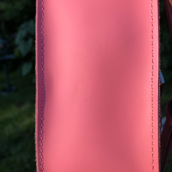 Dr. Martens Embroidered Sequin Heart Satchel - Picture 6 of 15